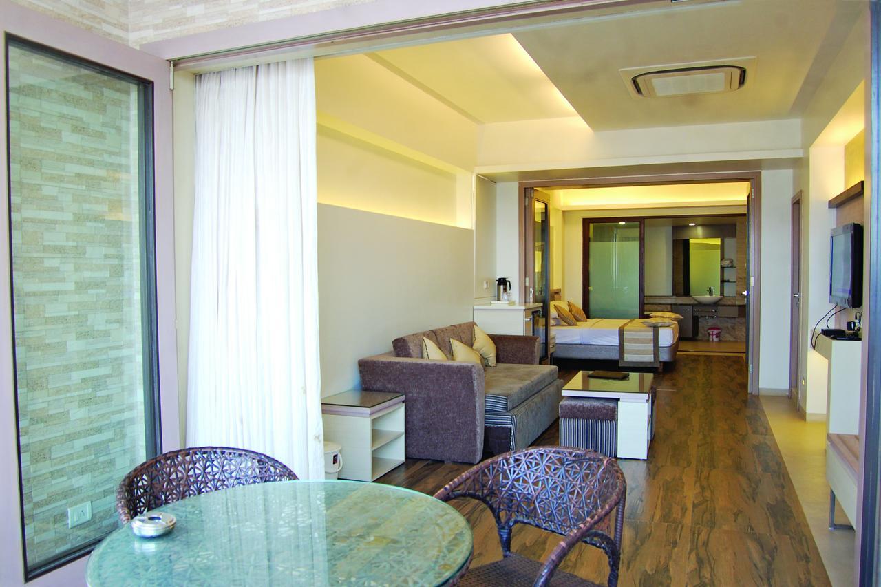 Hotel Miramar Даман Екстериор снимка